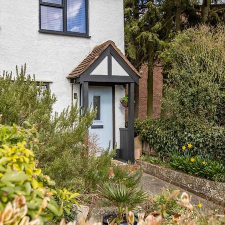 Stunning Character 2Bed Cottage In St Albans Wifi Zewnętrze zdjęcie