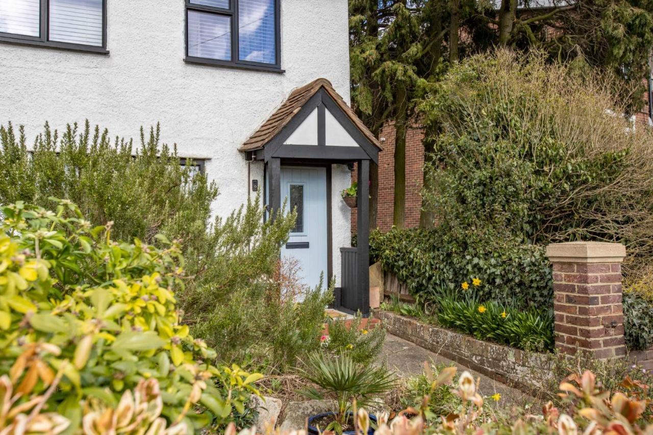 Stunning Character 2Bed Cottage In St Albans Wifi Zewnętrze zdjęcie