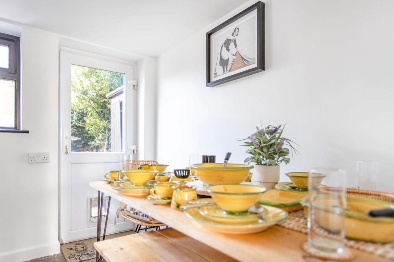 Stunning Character 2Bed Cottage In St Albans Wifi Zewnętrze zdjęcie