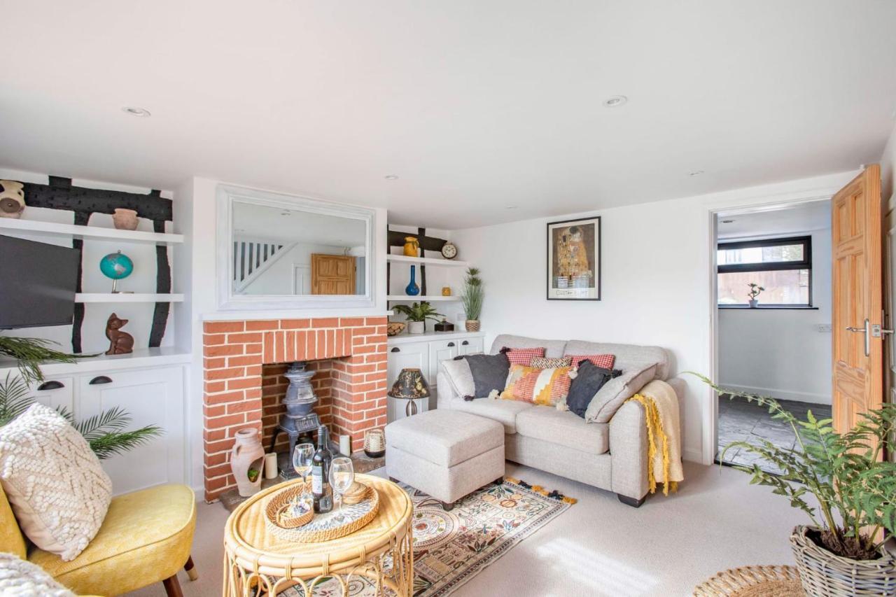 Stunning Character 2Bed Cottage In St Albans Wifi Zewnętrze zdjęcie