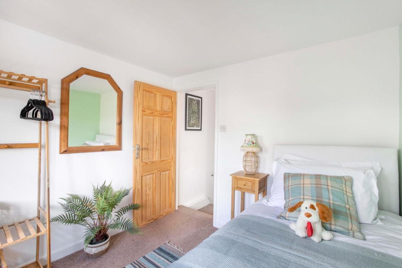 Stunning Character 2Bed Cottage In St Albans Wifi Zewnętrze zdjęcie